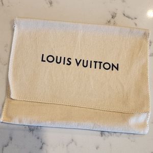 LOUIS VUITTON - Small dustbag (17cm x 13.5cm)